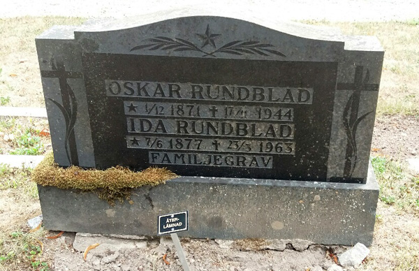 Oscar och Ida Rundblads familjegravsten