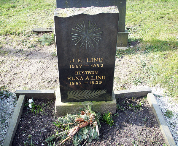 Jöns Erlandsson Linds och hustrun Elnas gravsten