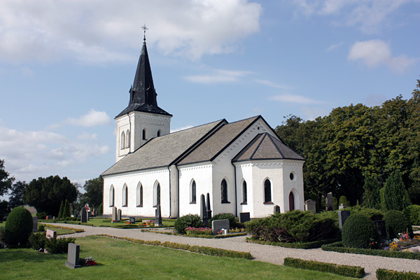Lyngby gamla kyrkogård